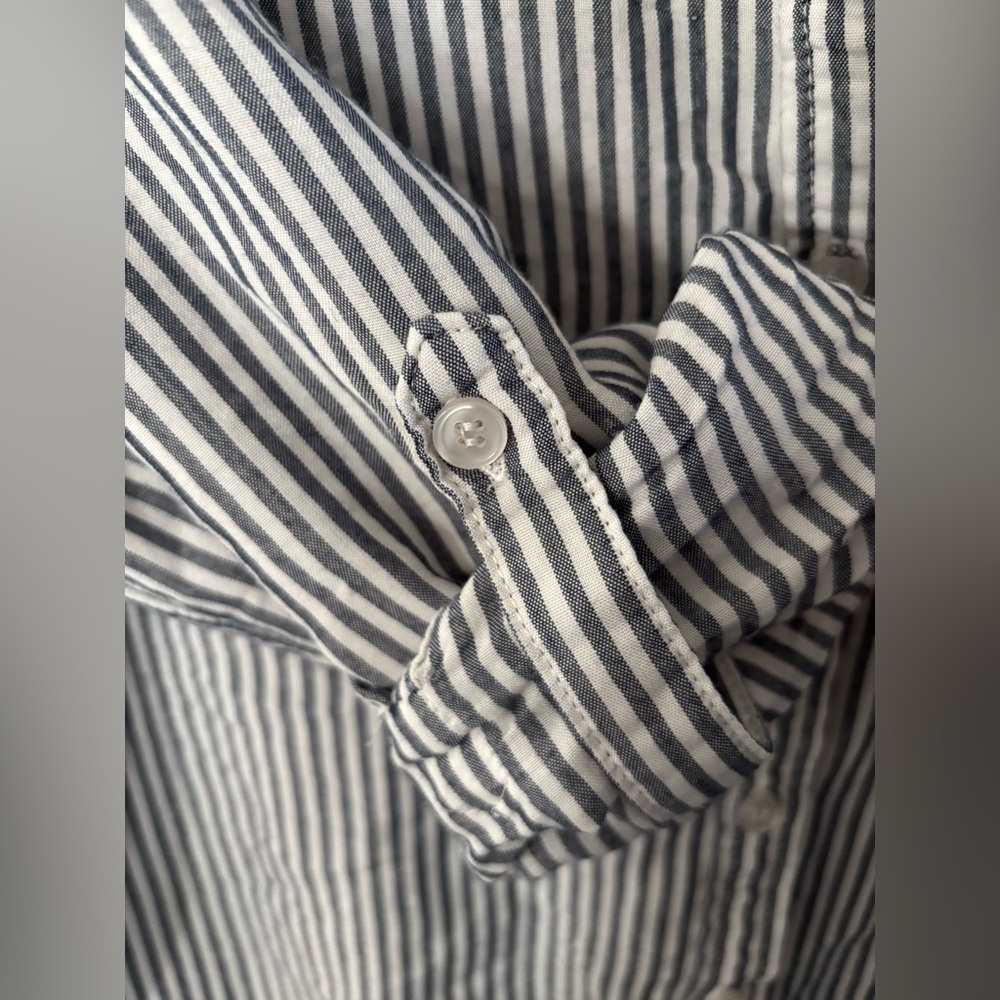 Striped Button-Up Shirt - Picture 4 of 7